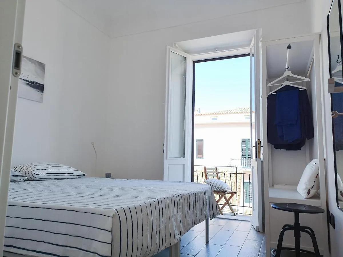 L'Isola Nell'Isola - R3442 Apartment La Maddalena